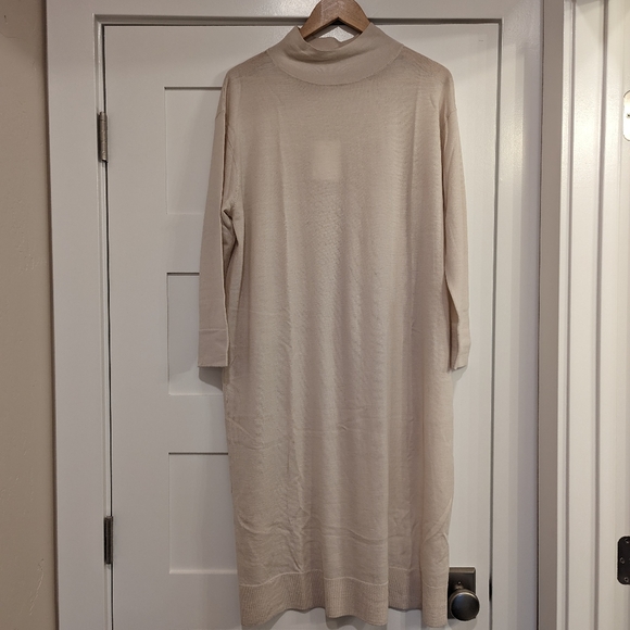 Demylee Freda Dress - Picture 2 of 7